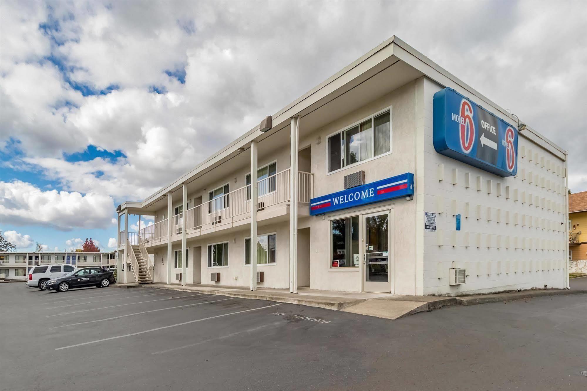 Motel 6-Beaverton, Or Екстер'єр фото